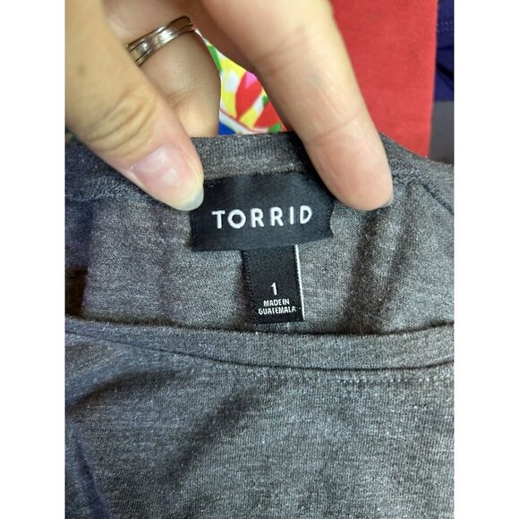 Torrid Tank Top Pullover Wide Strap Heathered Gray Mountain Scene Knit Sz 1 (1X) - Picture 6 of 7